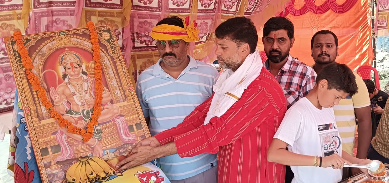 Devotees gathered in temples for worship on the second big day.