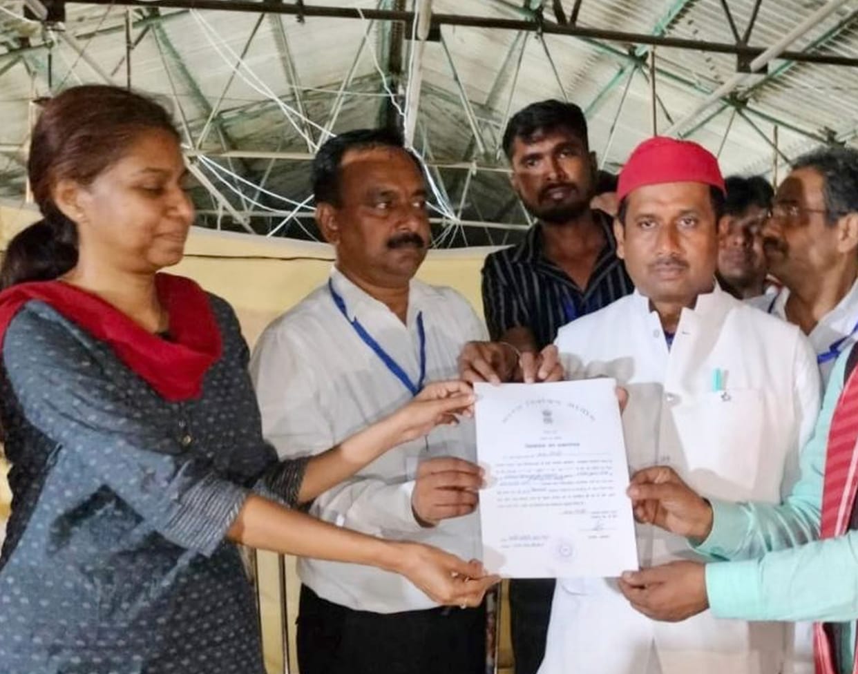 SP's Rakesh Yadav won the by-election by 9,437 votes.