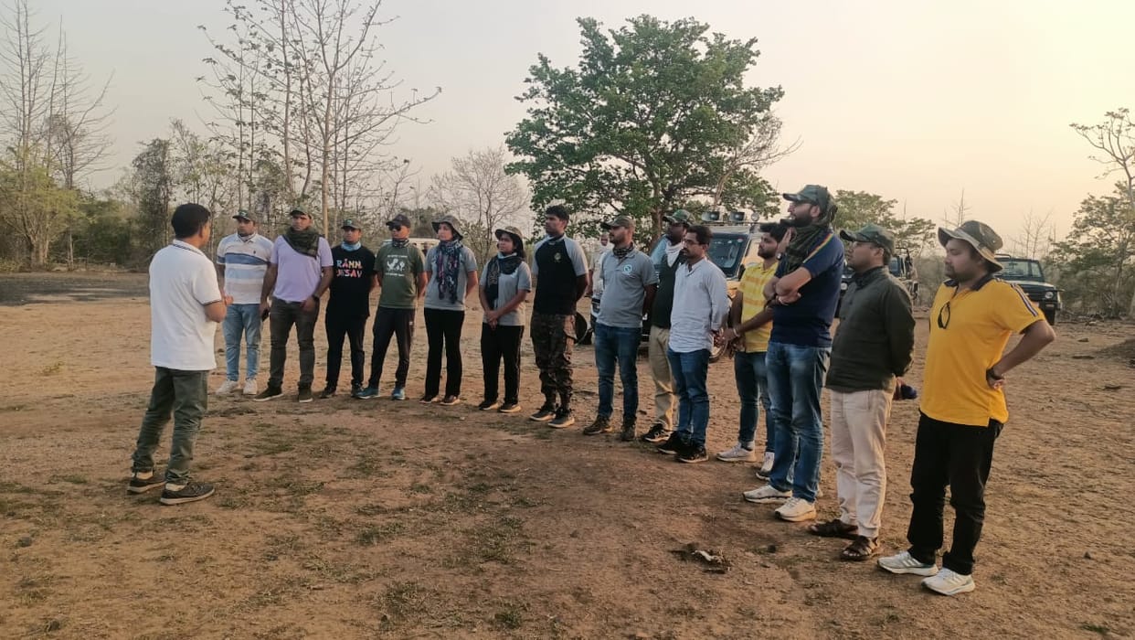 Trainee IFS officers reached Nauradehi and learned about the life of wild animals and how they are guarded.