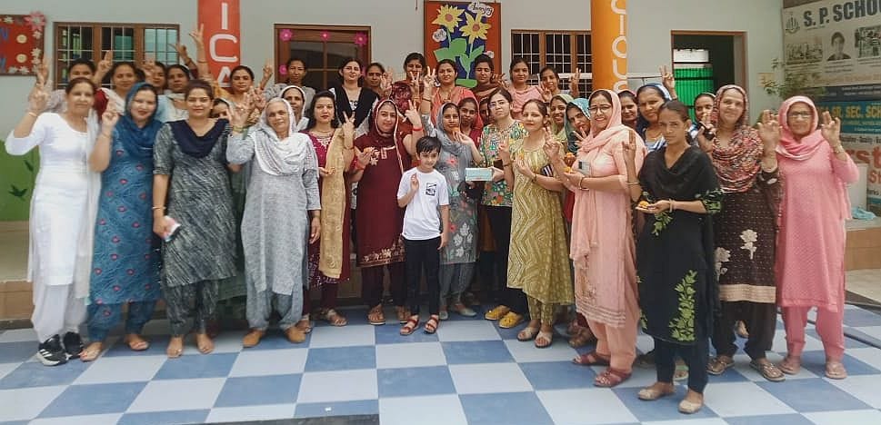 Laddus distributed on Satpal's victory