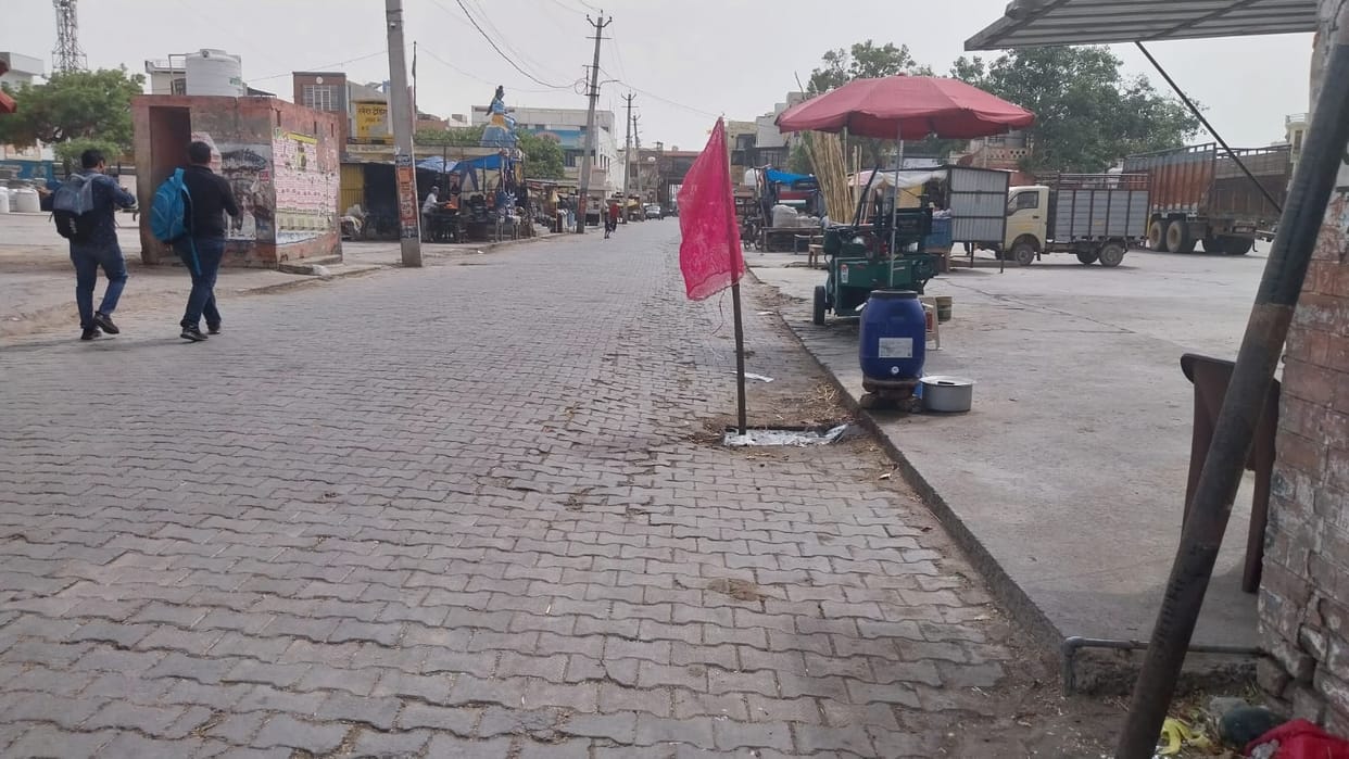 Driver upset due to breaking of iron net