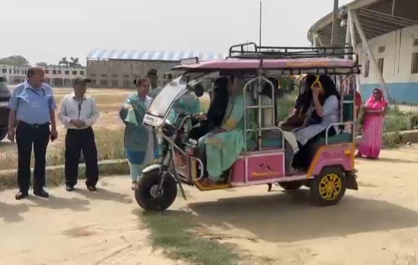 Pink autos will run on the road, only women will drive them