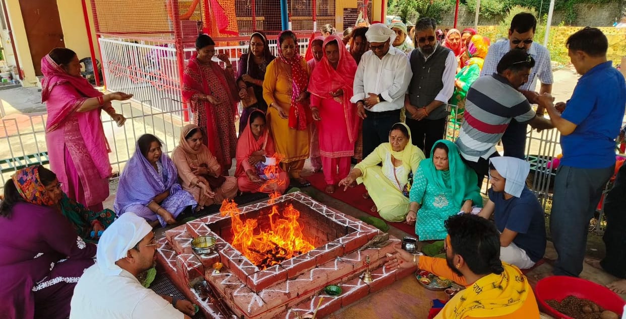 Worship in temples on Shani Jayanti