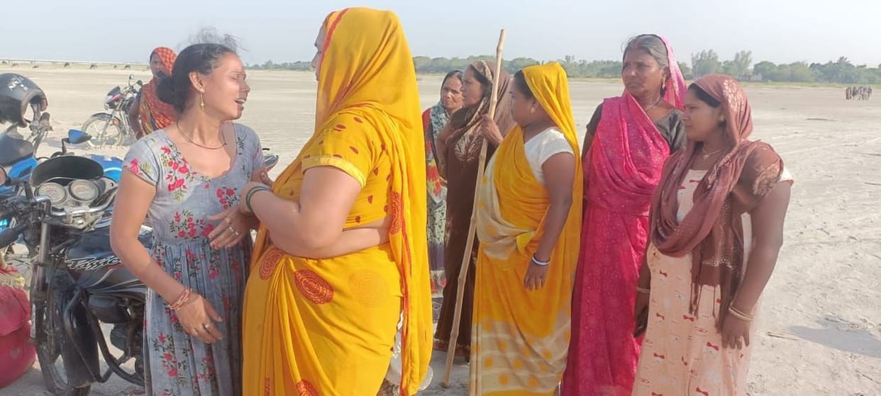 Two sisters and two brothers drowned in Saryu while bathing