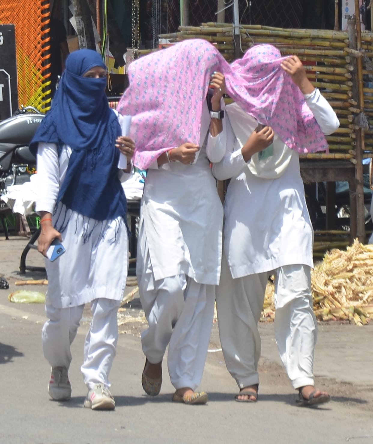 Heat makes life difficult, temperature remains at 40 degrees