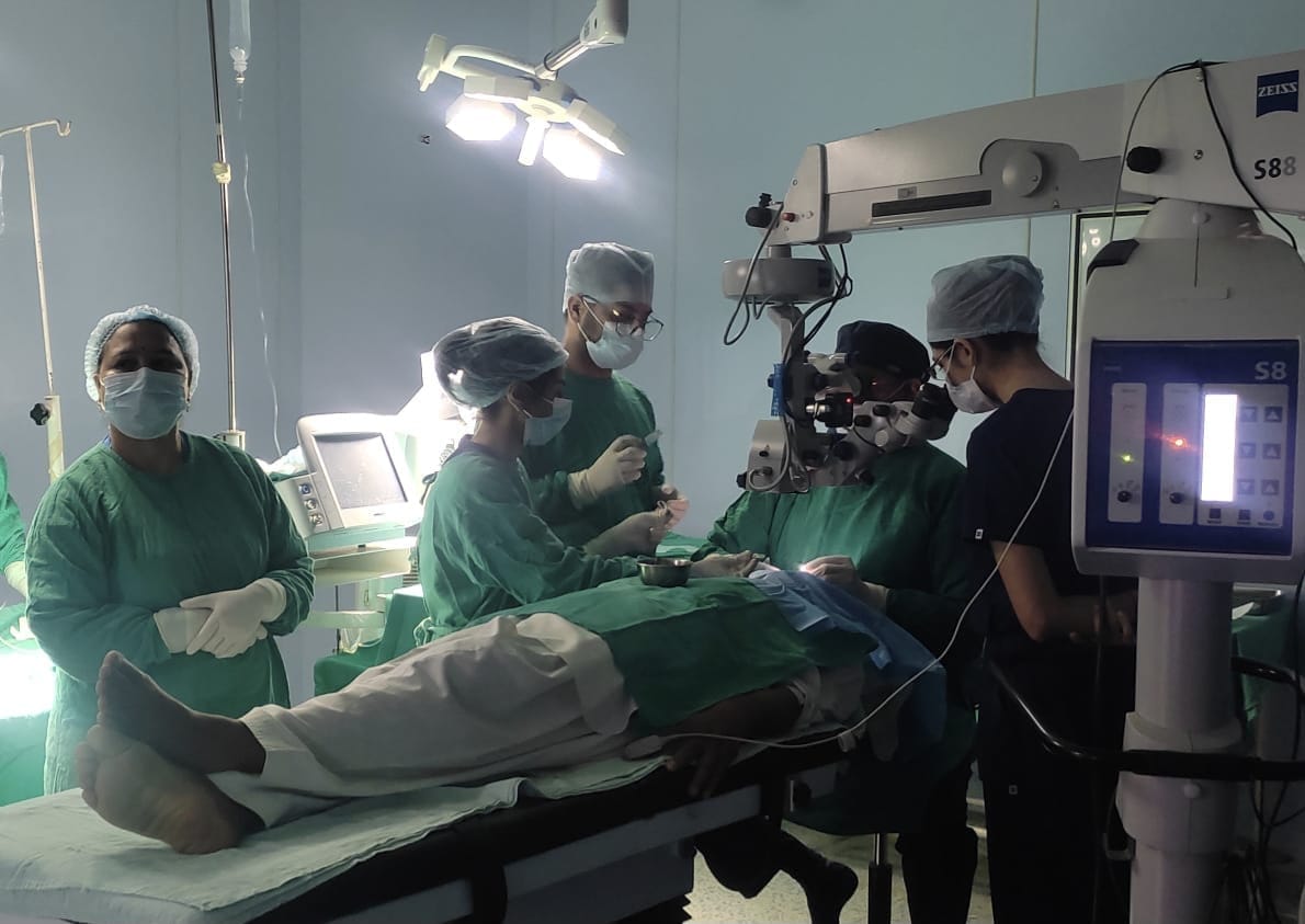 Ravinder Jain Eyes Donate to Two womens
