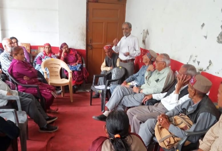 Government should release installments of DA, pension arrears: Thakur