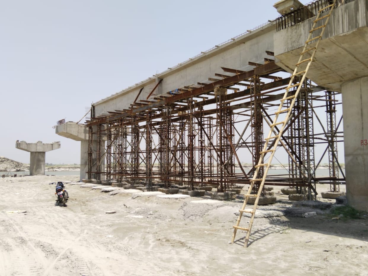 Construction of bridge over Ganga started again