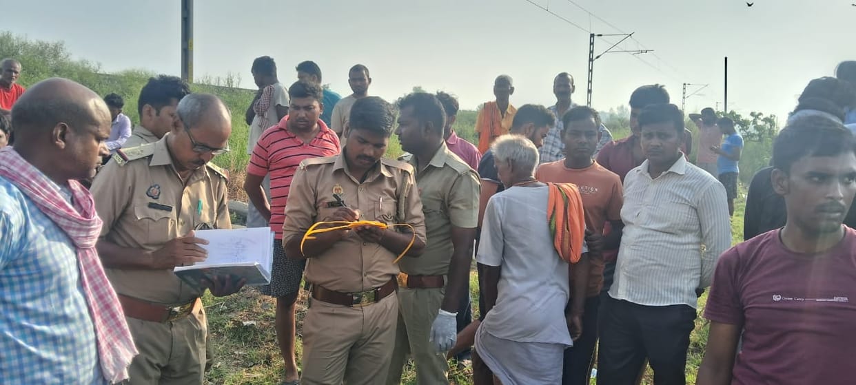 Dead body of young man who went to friend's house found on railway line