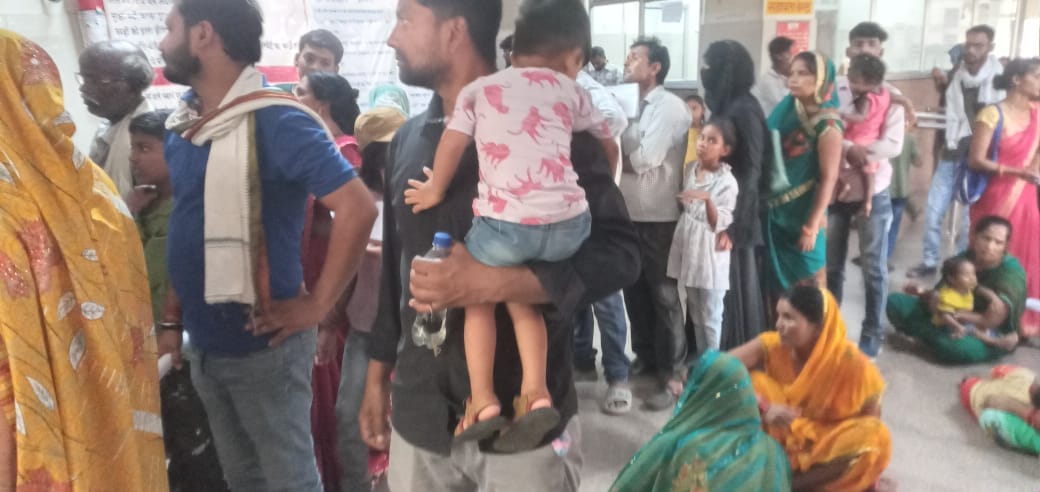 Due to increase in heat, children suffer from viral fever, number of patients increased