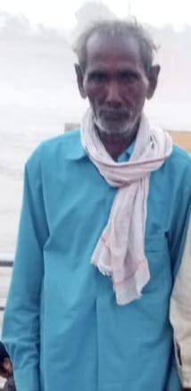 An old man returning after seeing the crop died after being hit by a bike