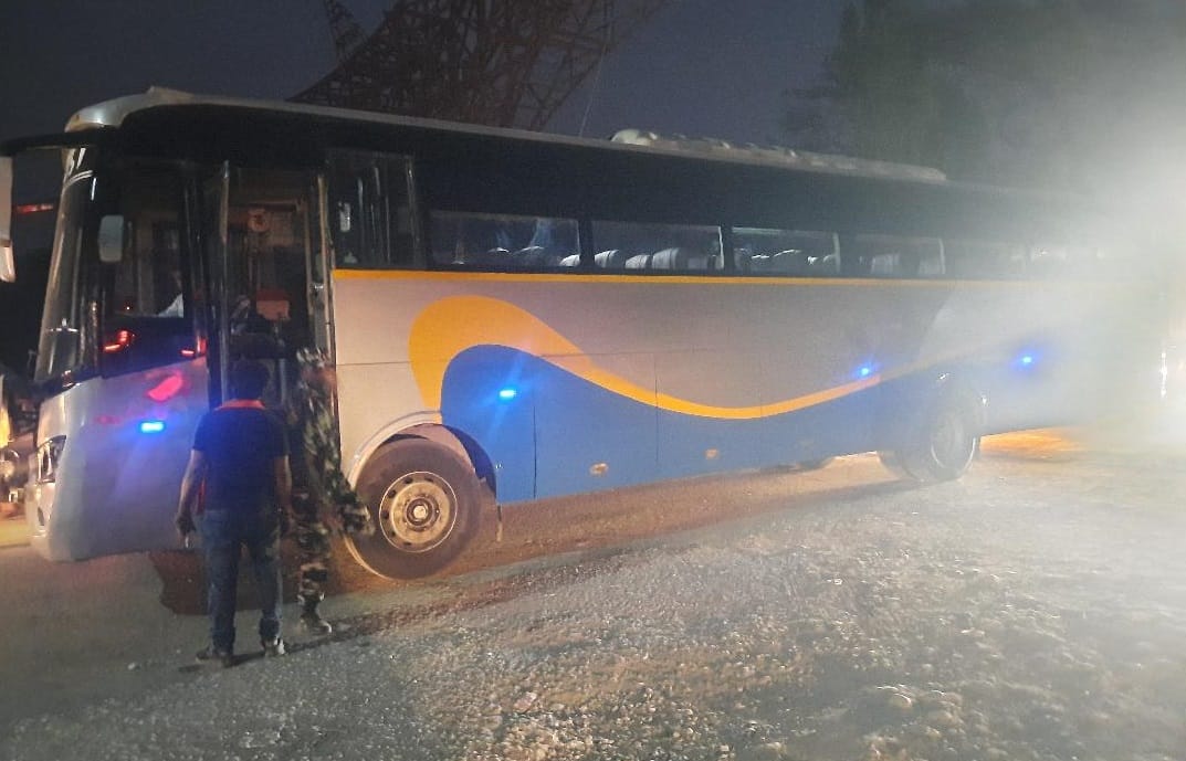 In the name of Maitri Bus Service, illegal buses are defrauding the transport department.