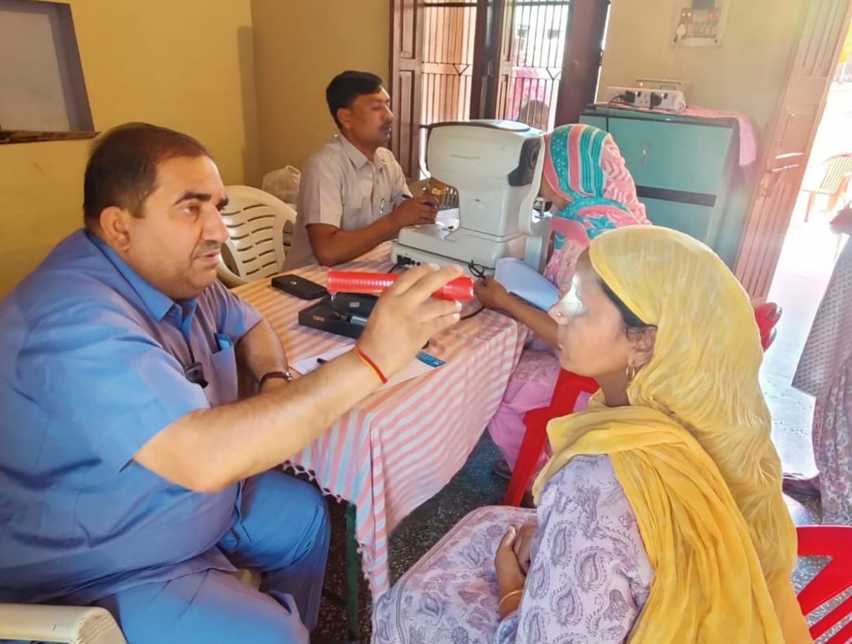 160 people took advantage of the eye check-up camp in Kharhar