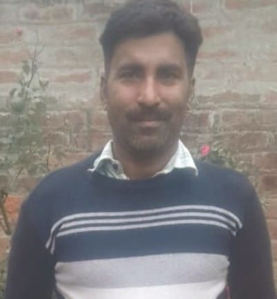 Villager dies due to balcony falling