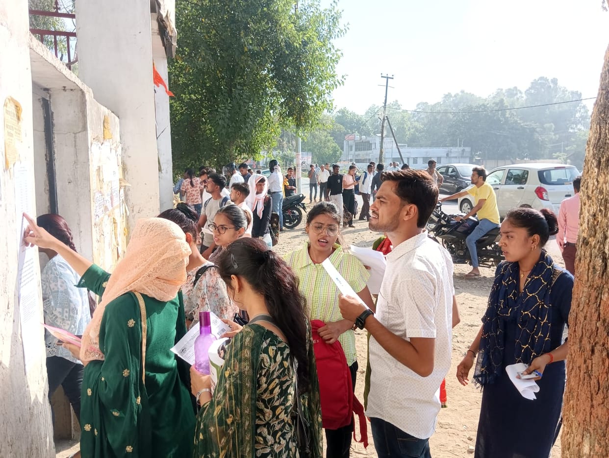 The question paper was simple, questions were asked about Chandrayaan