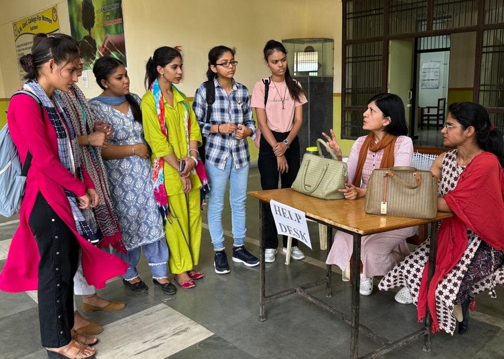Crowd of students to apply, portal is causing trouble