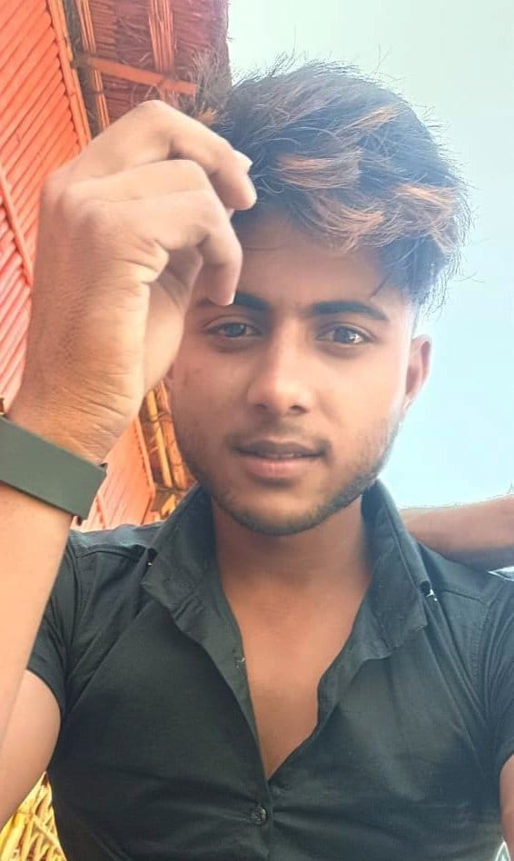 A girl was shot in her house due to one sided love and then she committed suicide