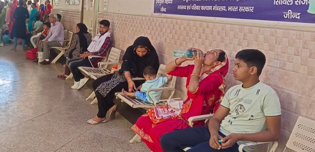 There was a fault in the transformer of Civil Hospital, the tube well for water did not work the whole day.