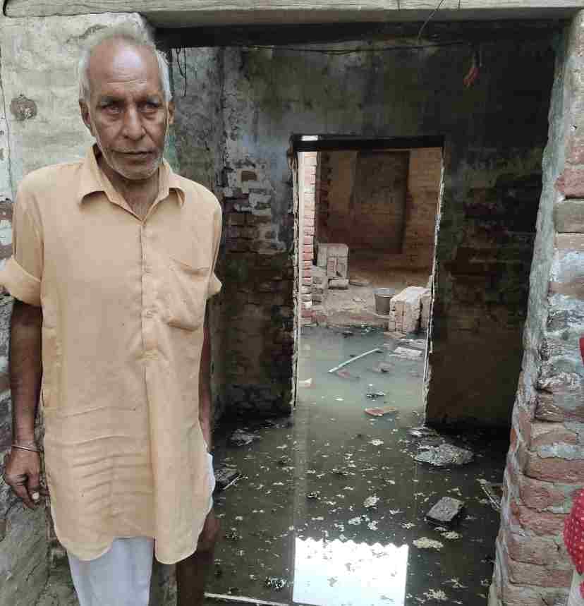 Sewer system deteriorated due to pipeline collapse in Rishi Nagar