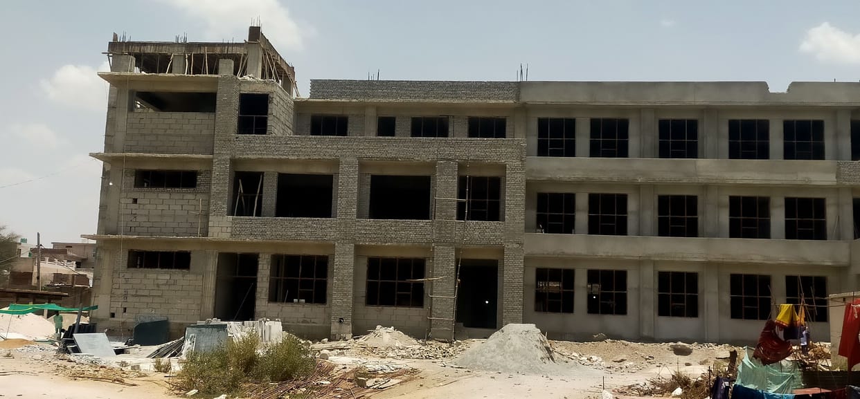 Construction of mini secretariat building could not be completed even in three years