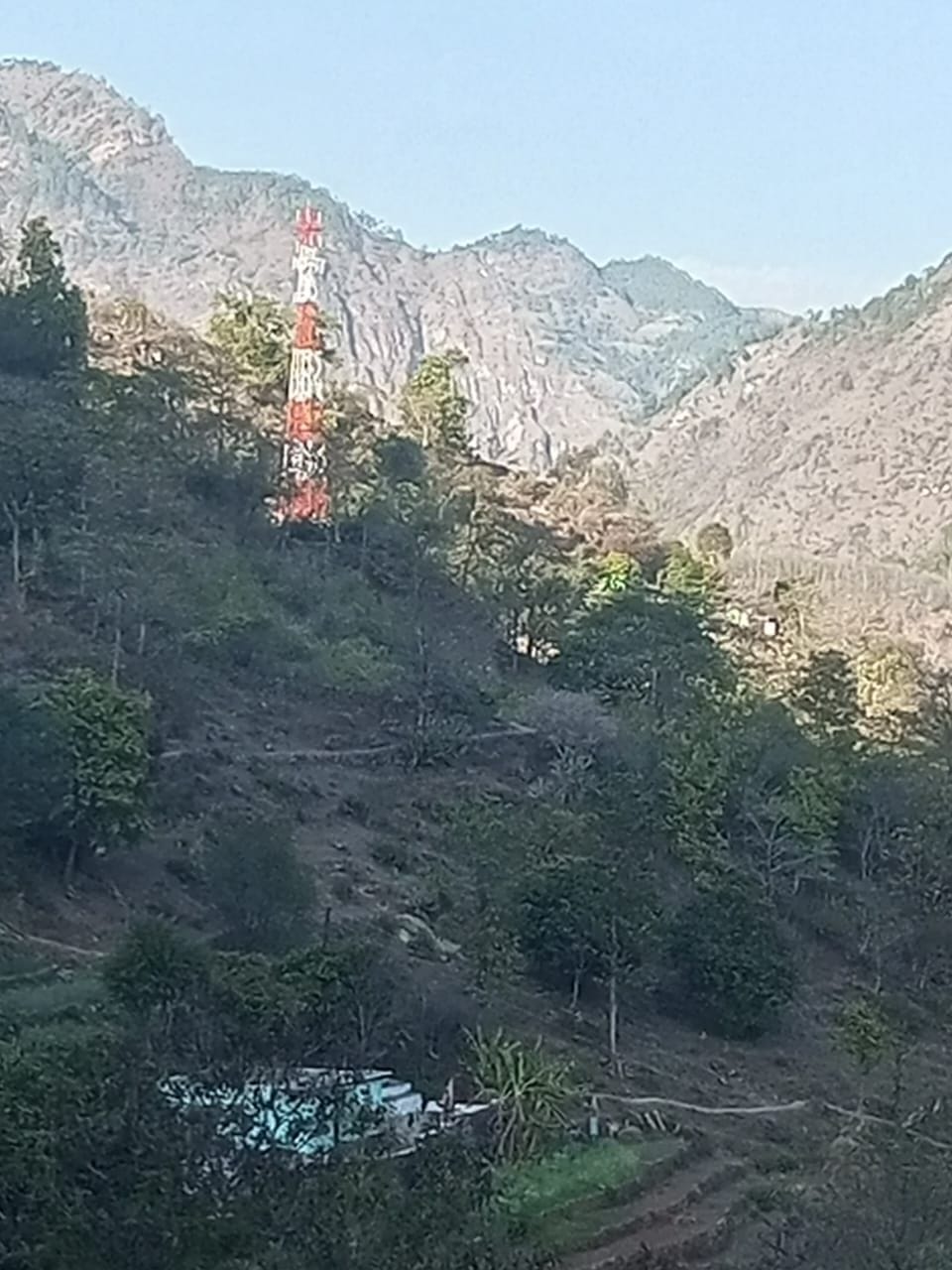 People angry due to BSNL mobile tower not starting