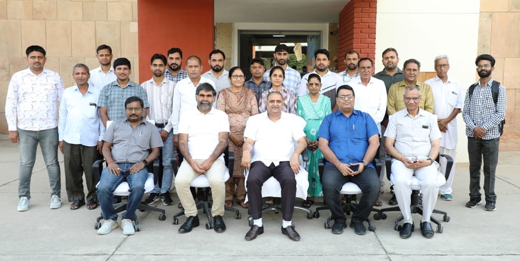 19 employees promoted in HU