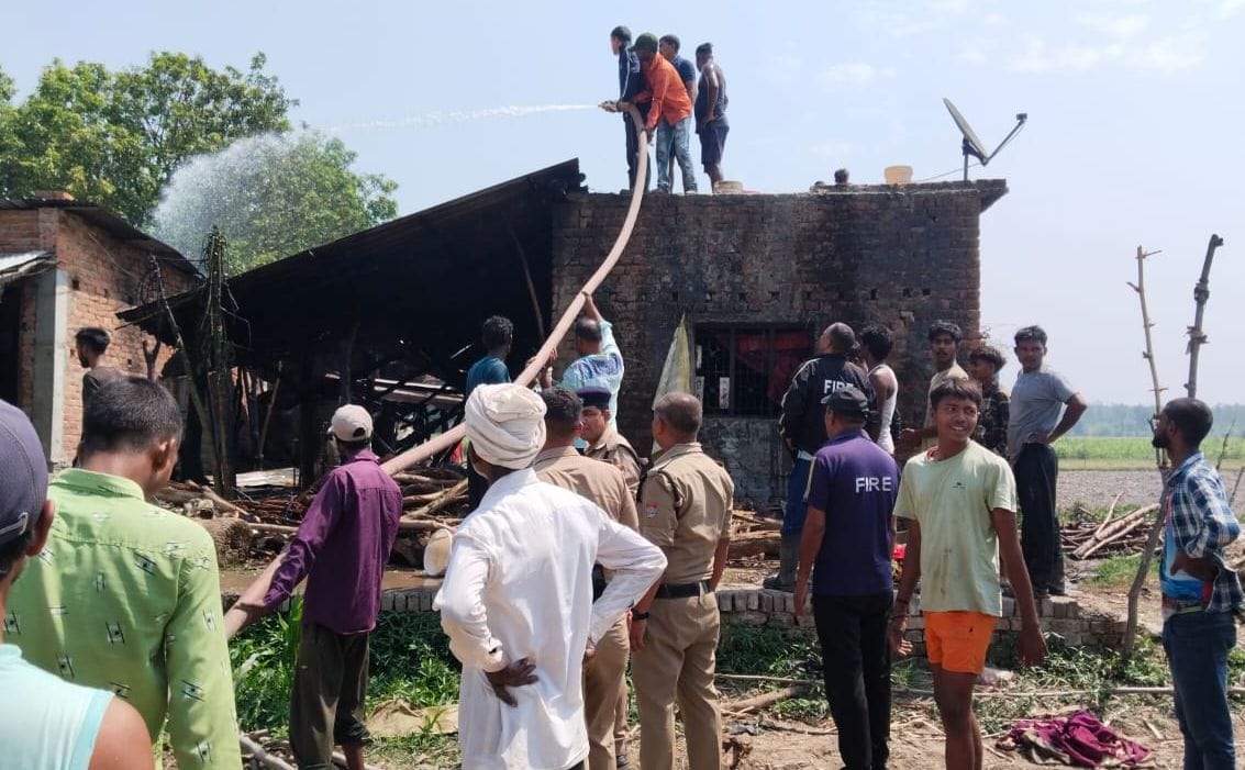 Five houses burnt in Kheladia village on Nepal border