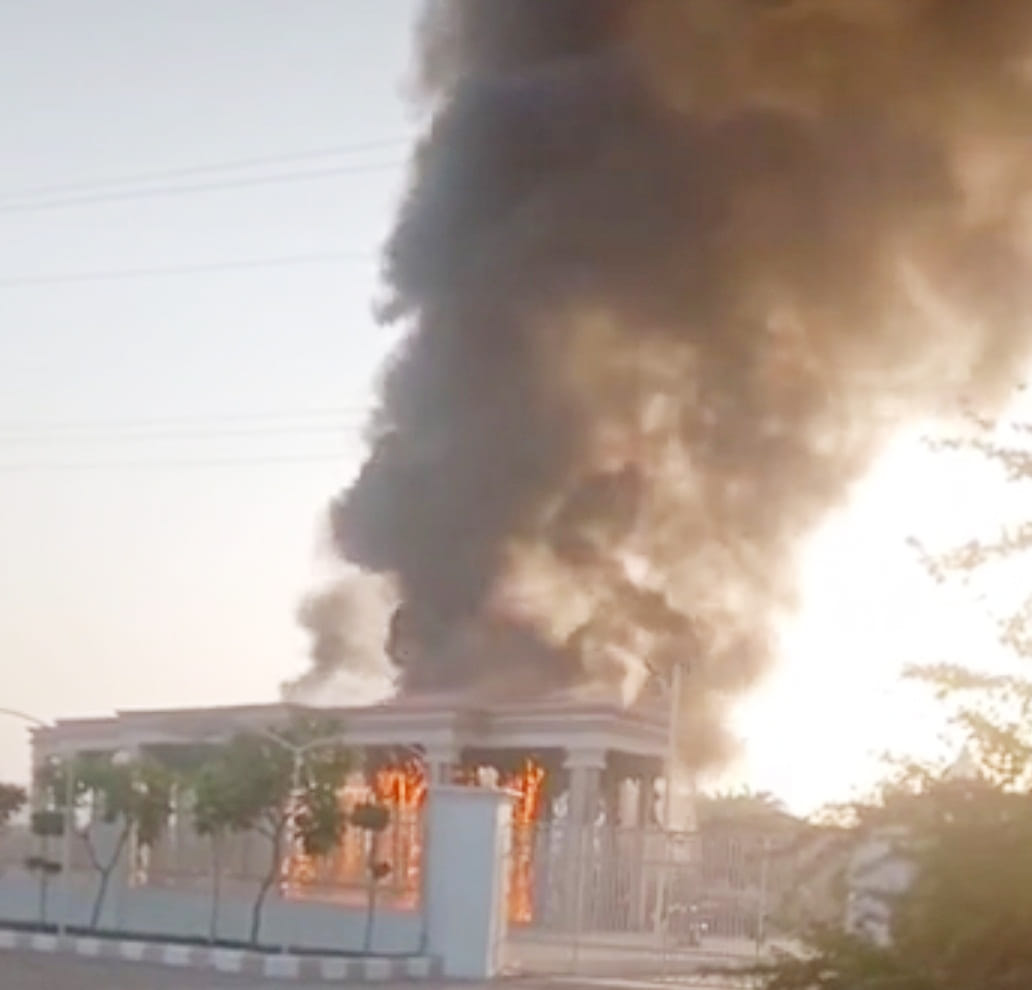 A massive fire broke out in the marriage palace, tents and belongings burnt