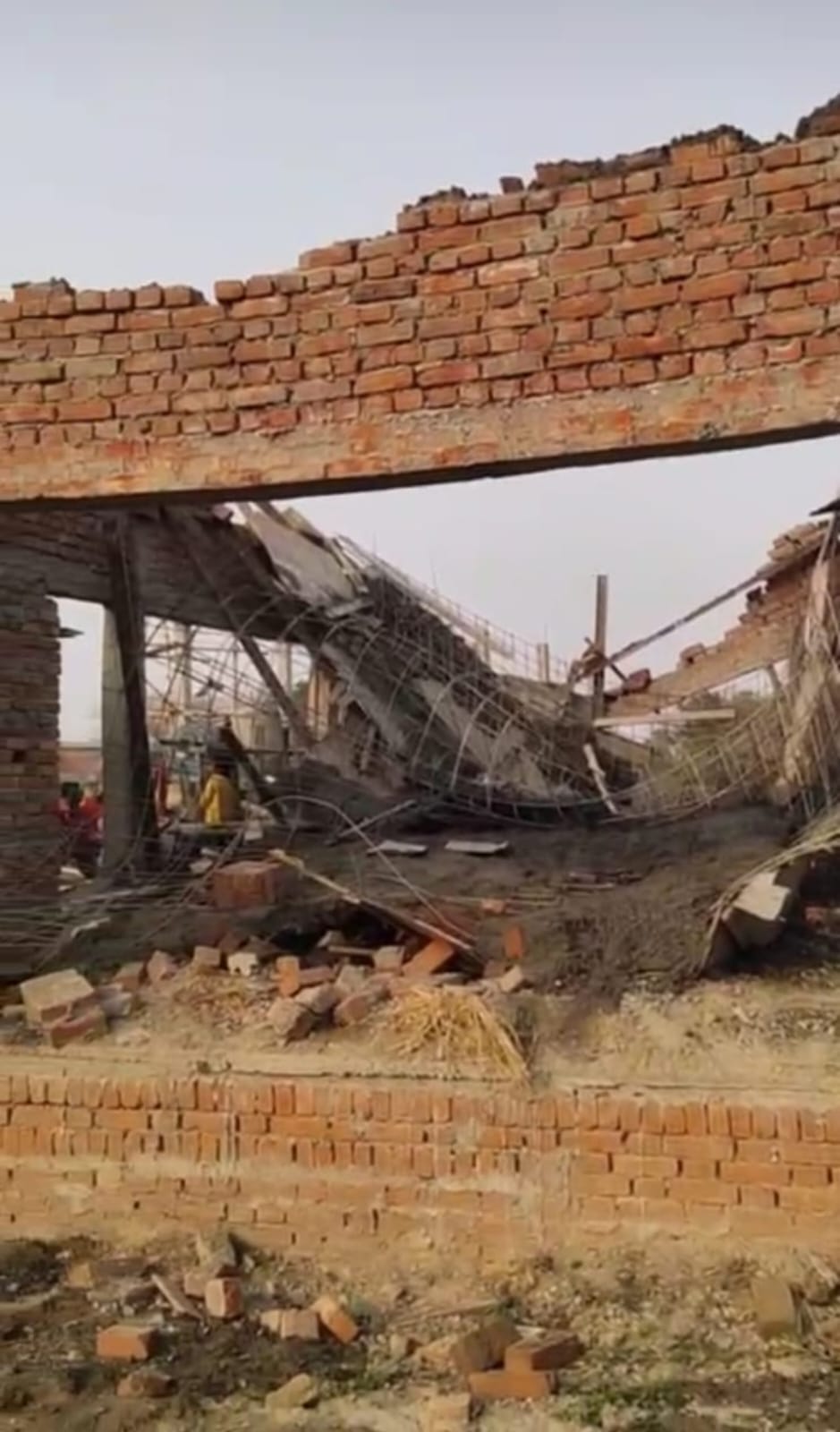 enquiry completed of roof falling of cremation place