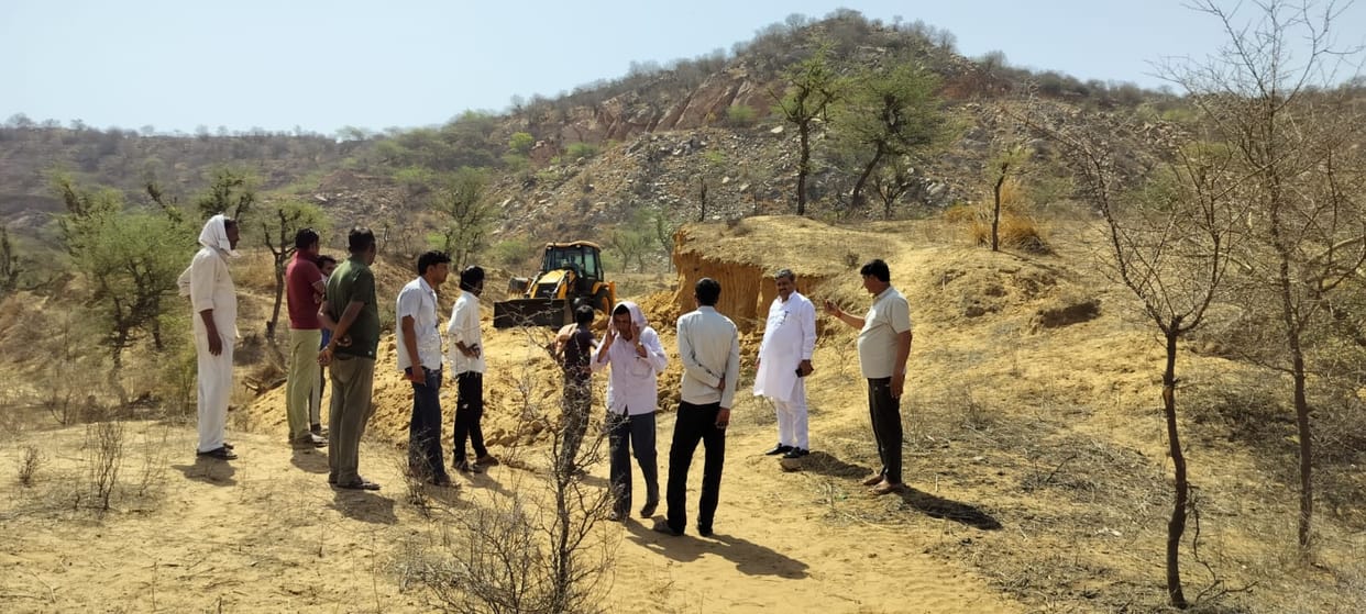 Gram Panchayat will level the land and give possession to BPL families.