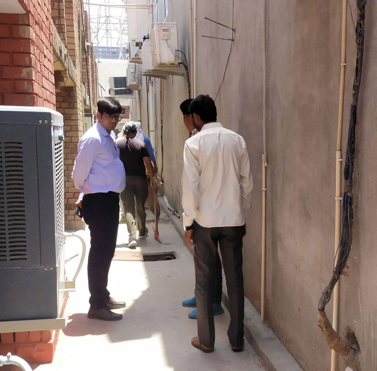 Illegal water connections closed at 17 places including Dharamshala, restaurant and smart market