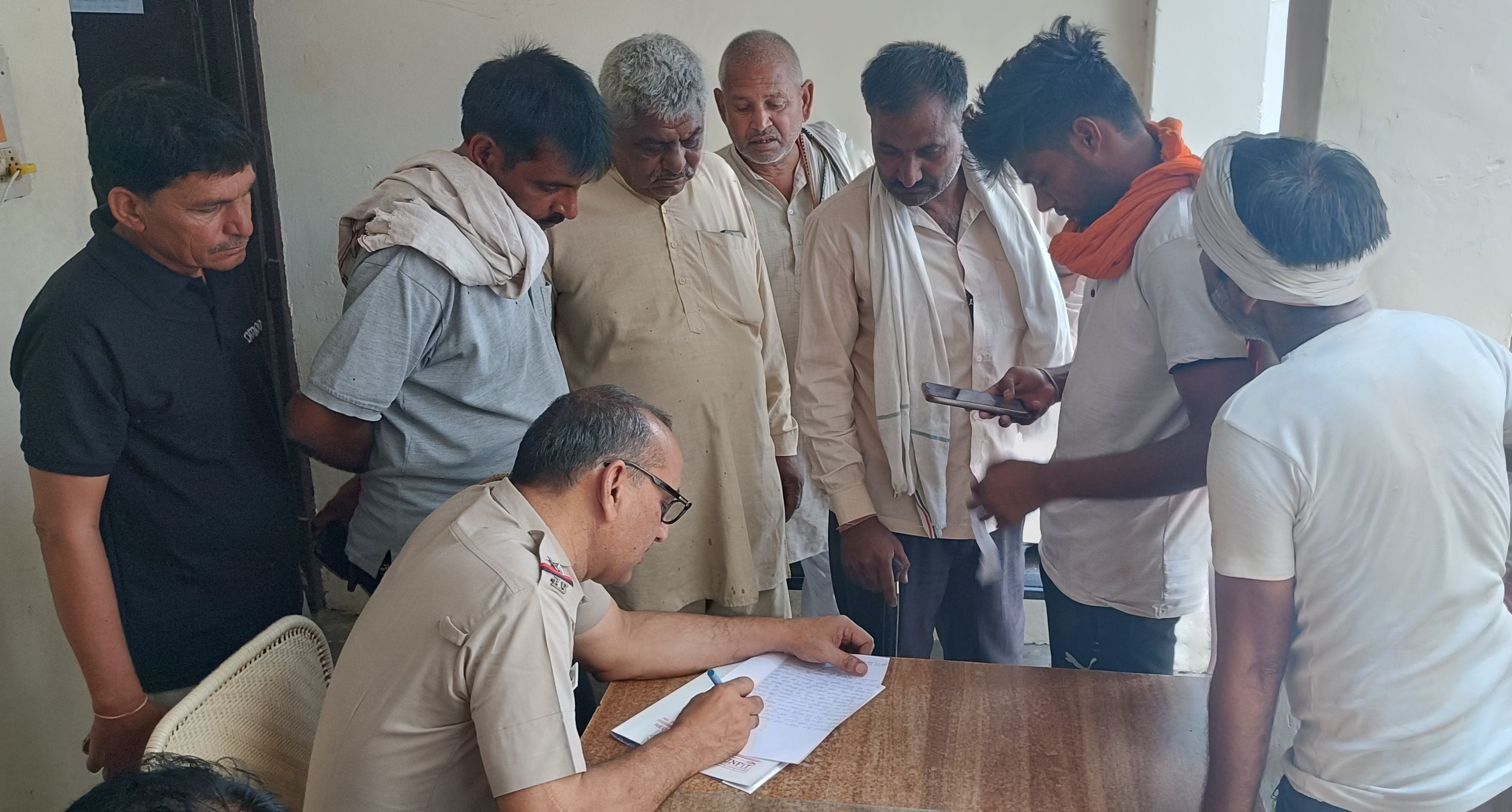Youth injured in fight due to rivalry dies during treatment, case of murder registered against seven people