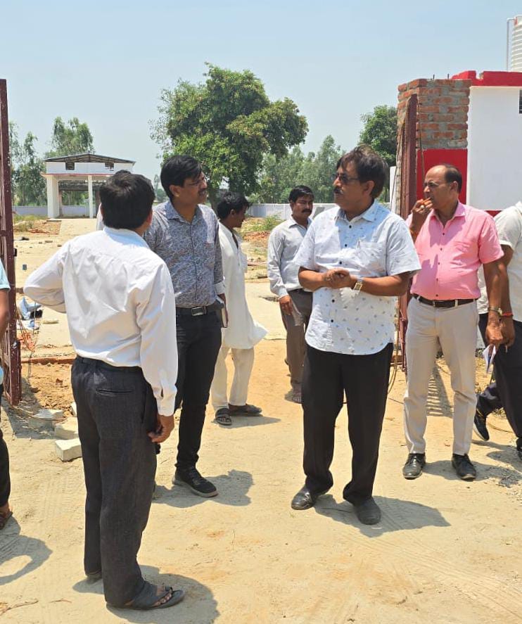 Deputy Director Panchayat found work at cremation sites incomplete