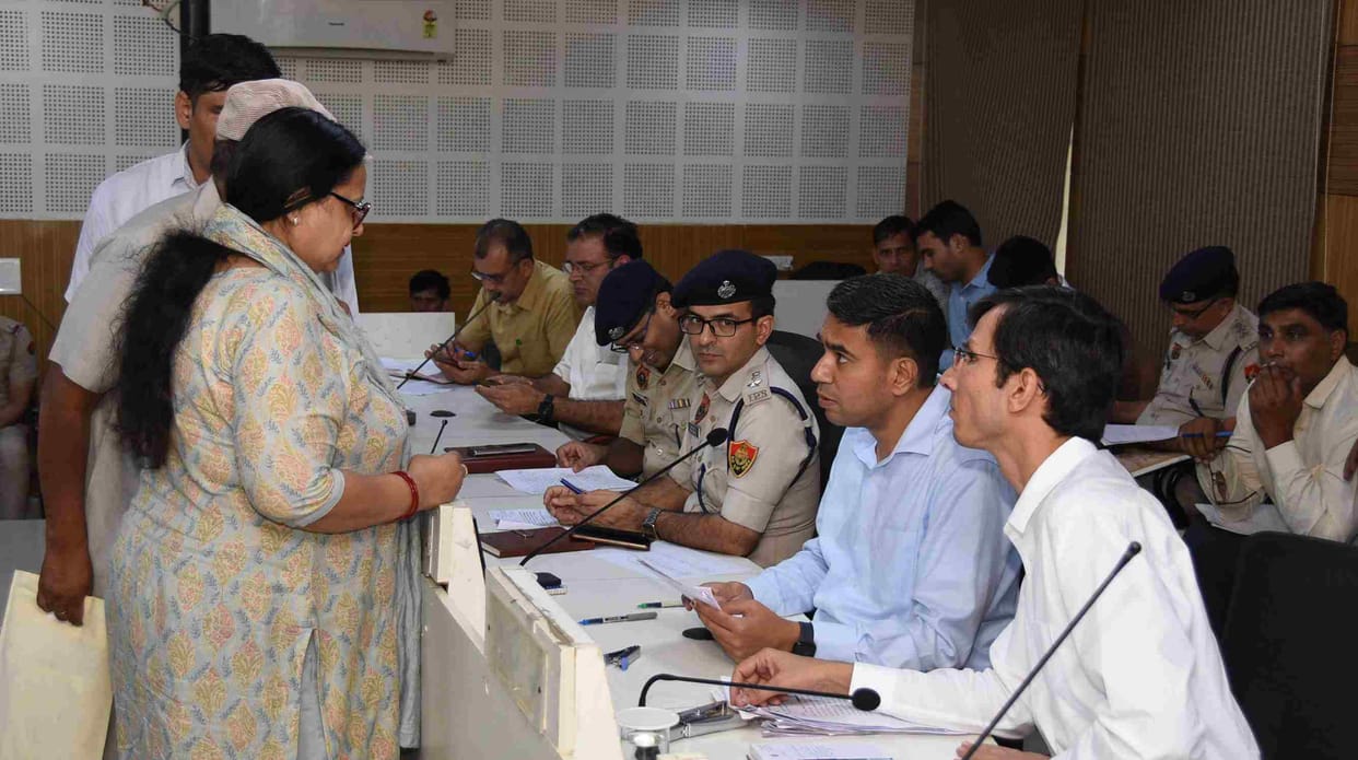 Instructions to submit report to SE on complaint of using substandard material in Balsamand Canal construction