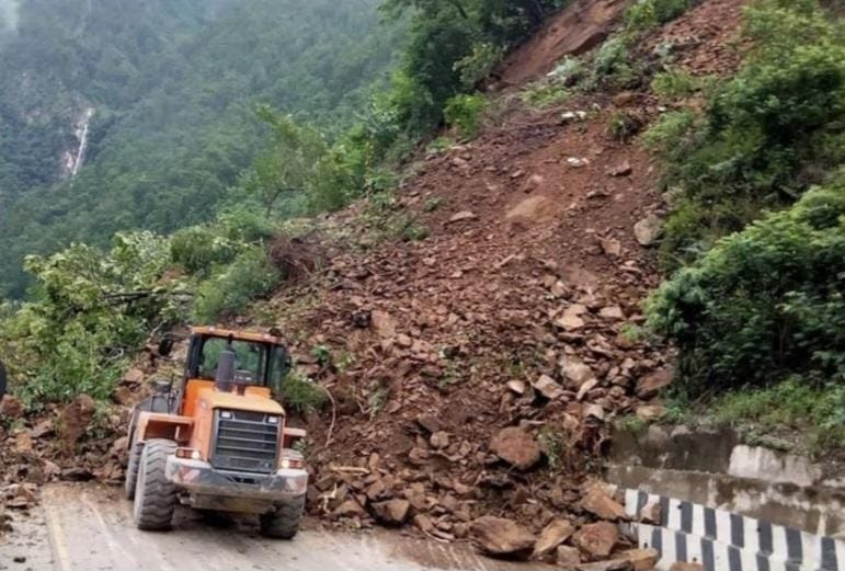 Attention Danger of landslide in Kathmandu road Mugling
