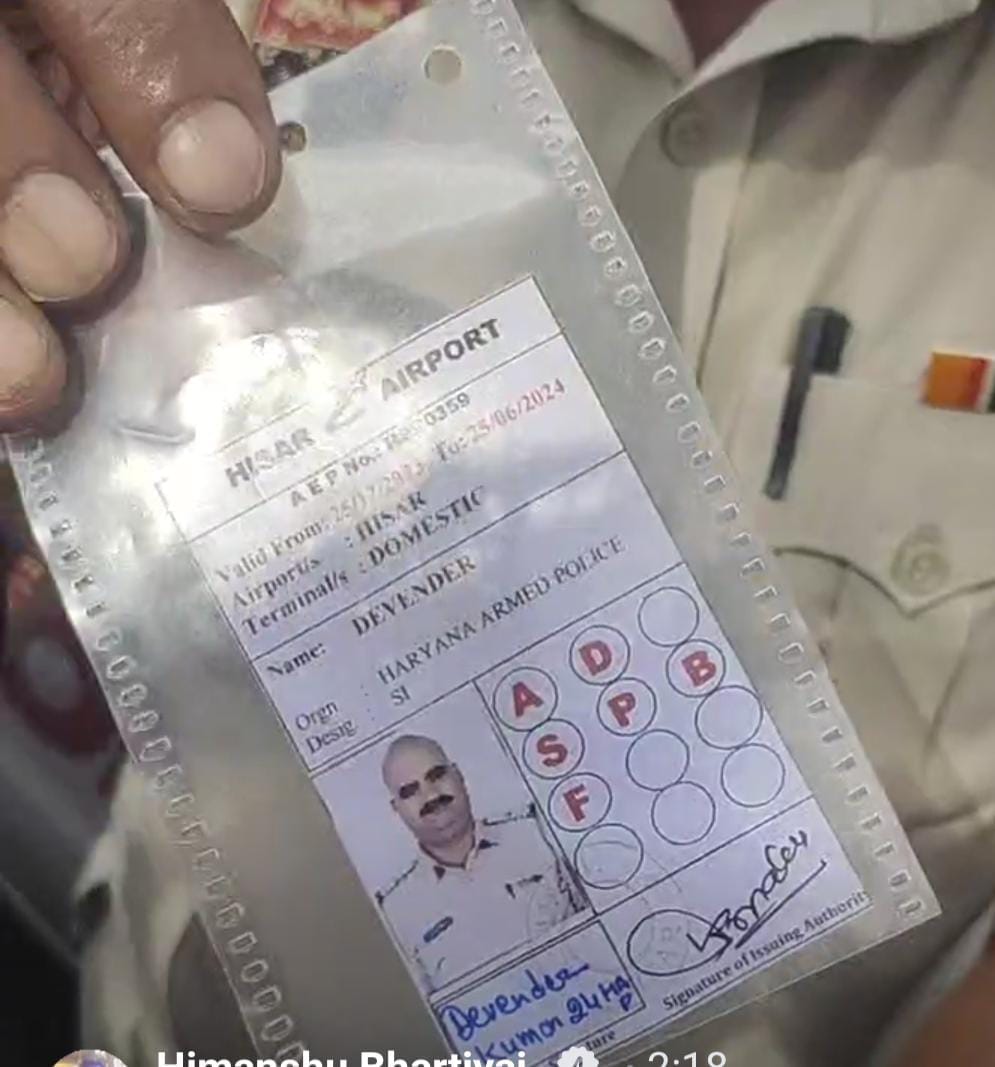 Drunken SI molests female electrician, tries to make her sit in car