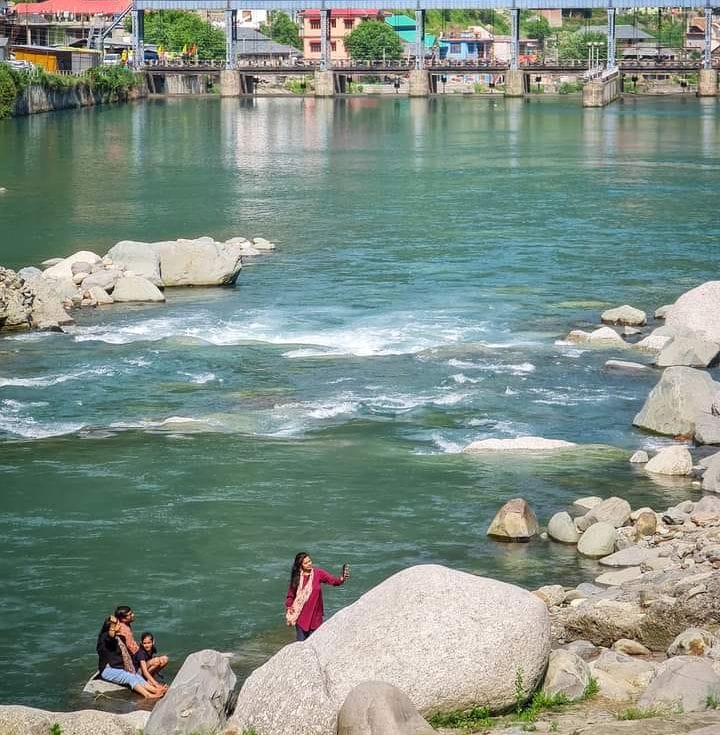 Barot Valley became the first choice of tourists