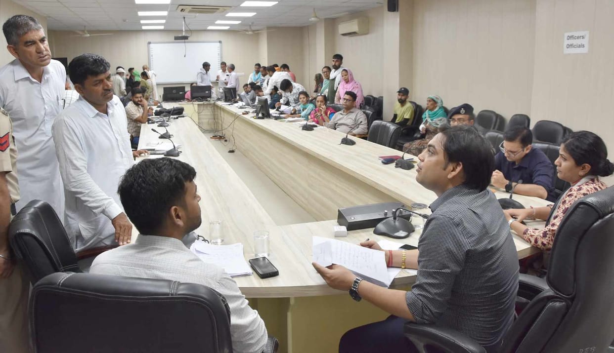 457 complaints came to the Samadhan Camp in five days, 52 percent were resolved
