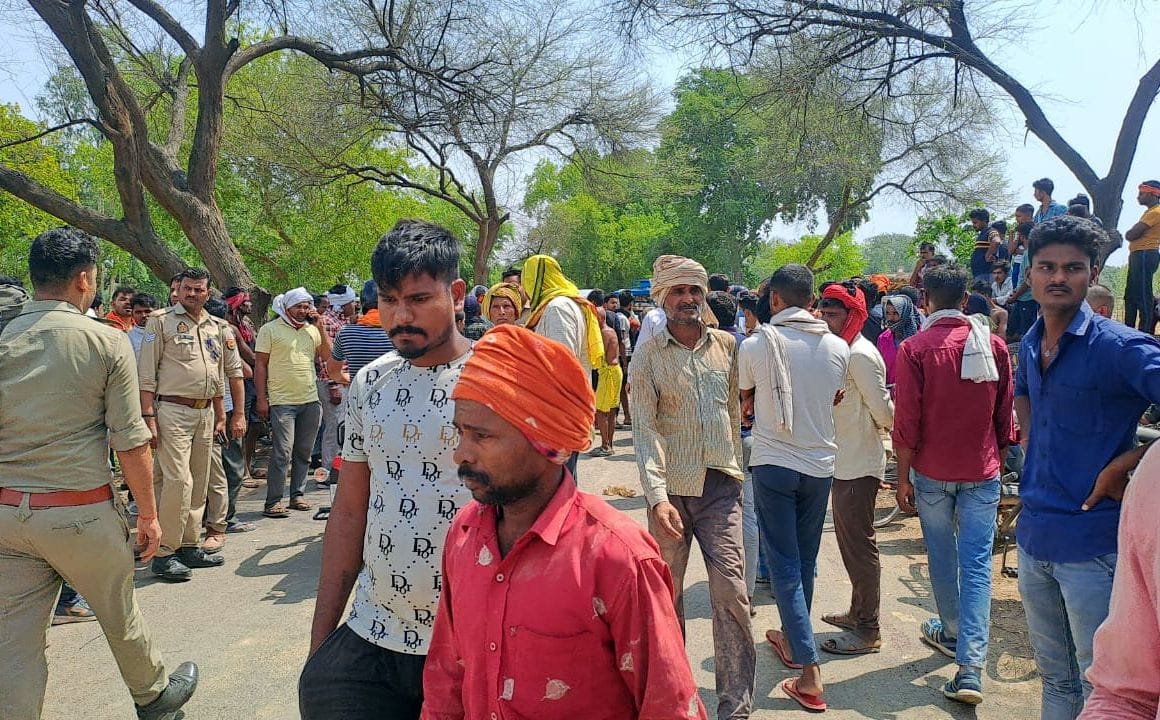 Teenager going to get medicine on bicycle crushed by uncontrolled tractor trolley, dies