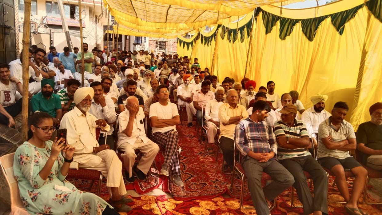 Flood affected people opened front, raised demands, formed their own 11 member committee