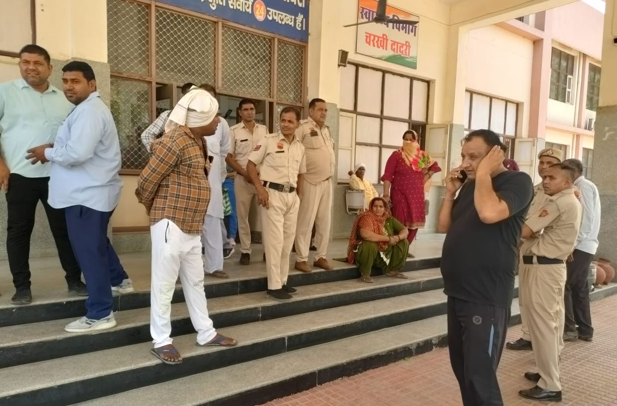 Helmet hit on the head of nursing officer