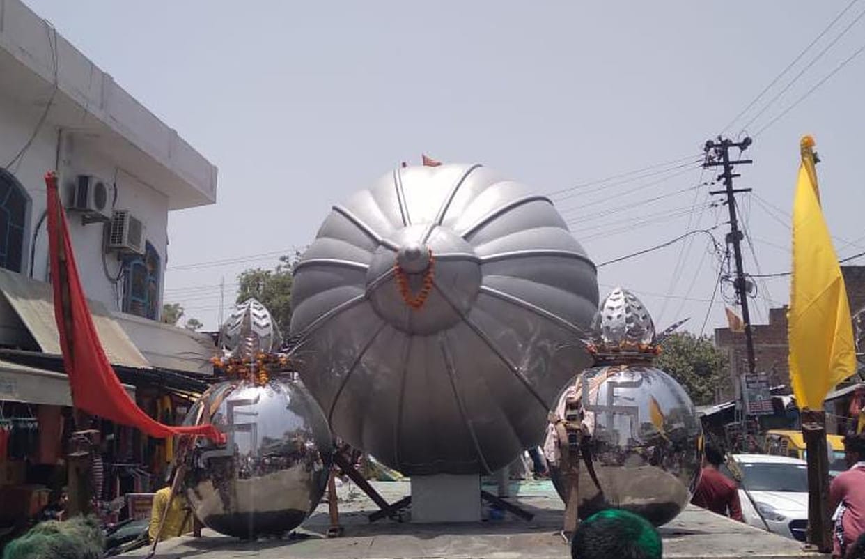22 feet high silver mace will be installed in Kashta Bhanjan Temple