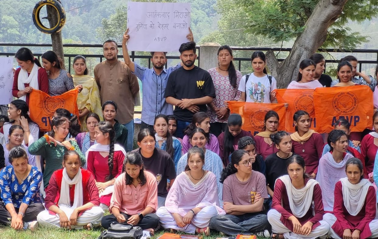 ABVP protest demanding control on terrorists