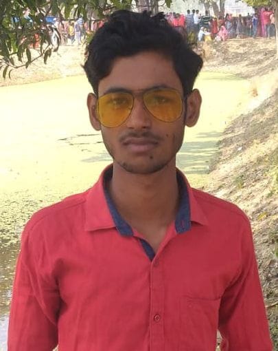 Youth dies in road accident, angry people create jam