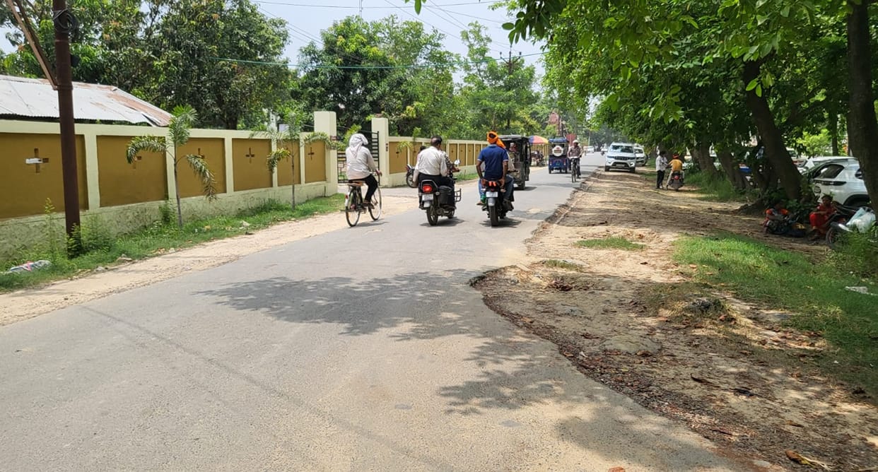 The road to the Collectorate complex will be better