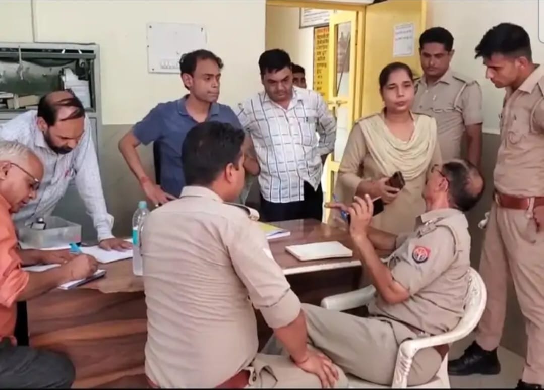 Eight people drowned while bathing in Yamuna, two died