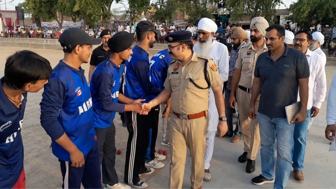 Youth should fulfill the dreams of parents in education and place away from drugs: SP