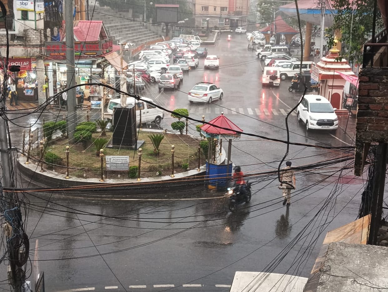Pre-monsoon showers reached Mandi, provided relief from heat