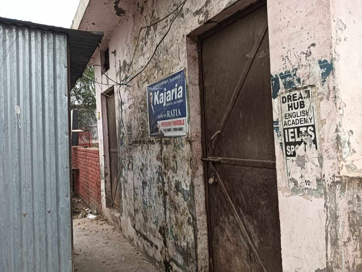 Swachh Bharat Abhiyan turns out to be bankrupt, poor public toilets locked