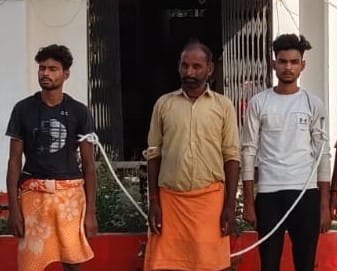 Police arrived on information of dispute attacked, inspector and constable beaten